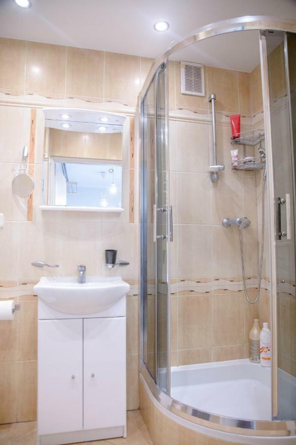 Apartament Skwer Kosciuszki Gdynia Parking!! Bagian luar foto
